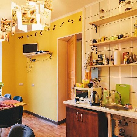 Elementary Hostel Odessa Eksteriør bilde
