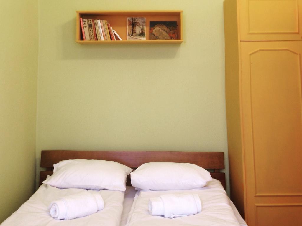 Elementary Hostel Odessa Eksteriør bilde