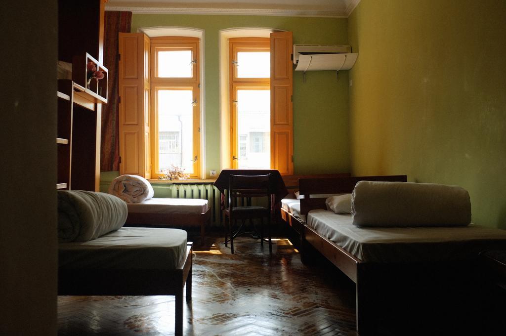 Elementary Hostel Odessa Eksteriør bilde