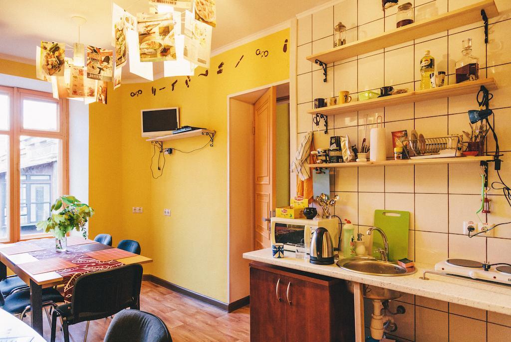 Elementary Hostel Odessa Eksteriør bilde