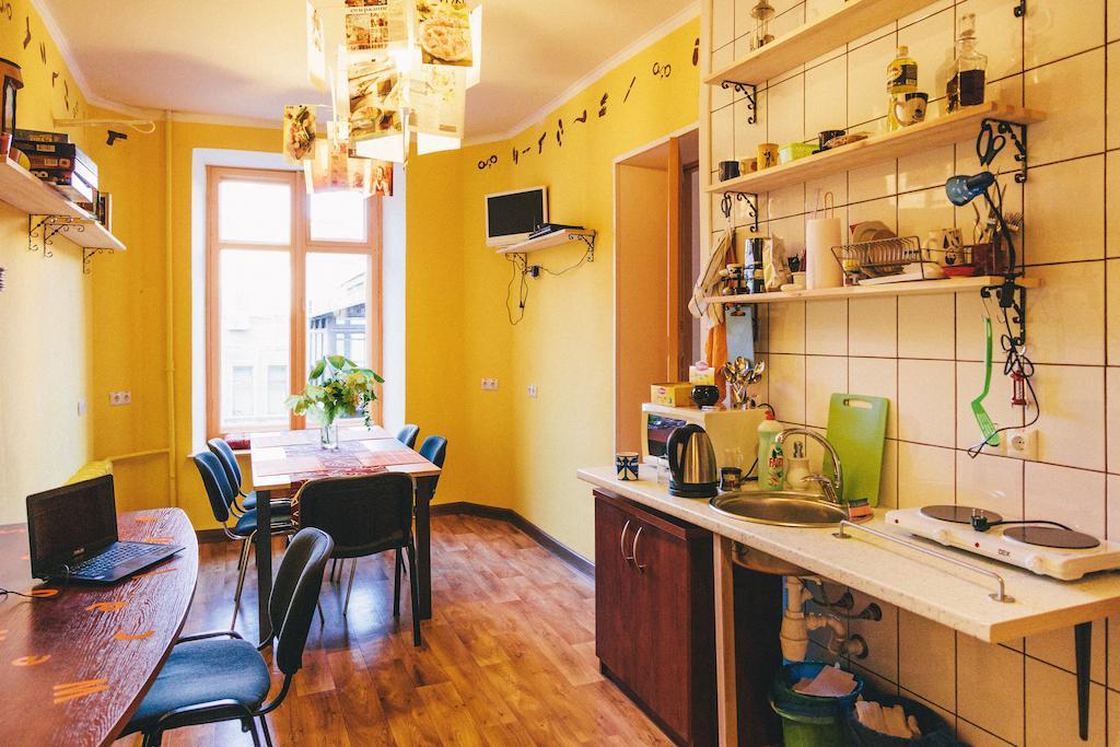 Elementary Hostel Odessa Eksteriør bilde